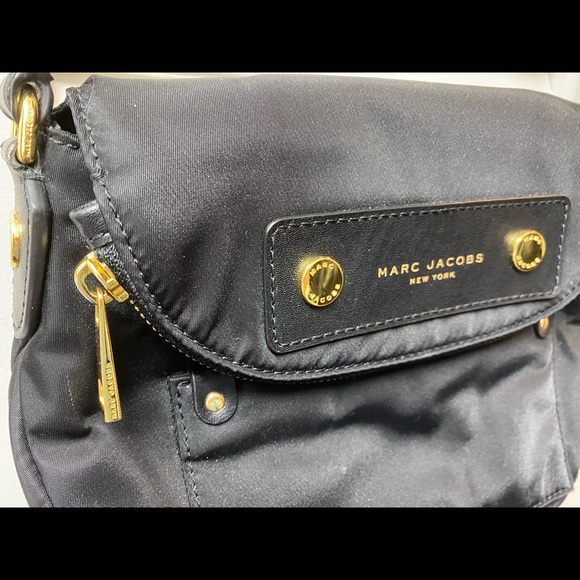 🖤💛Marc Jacobs • black purse • GUC - Picture 7 of 7